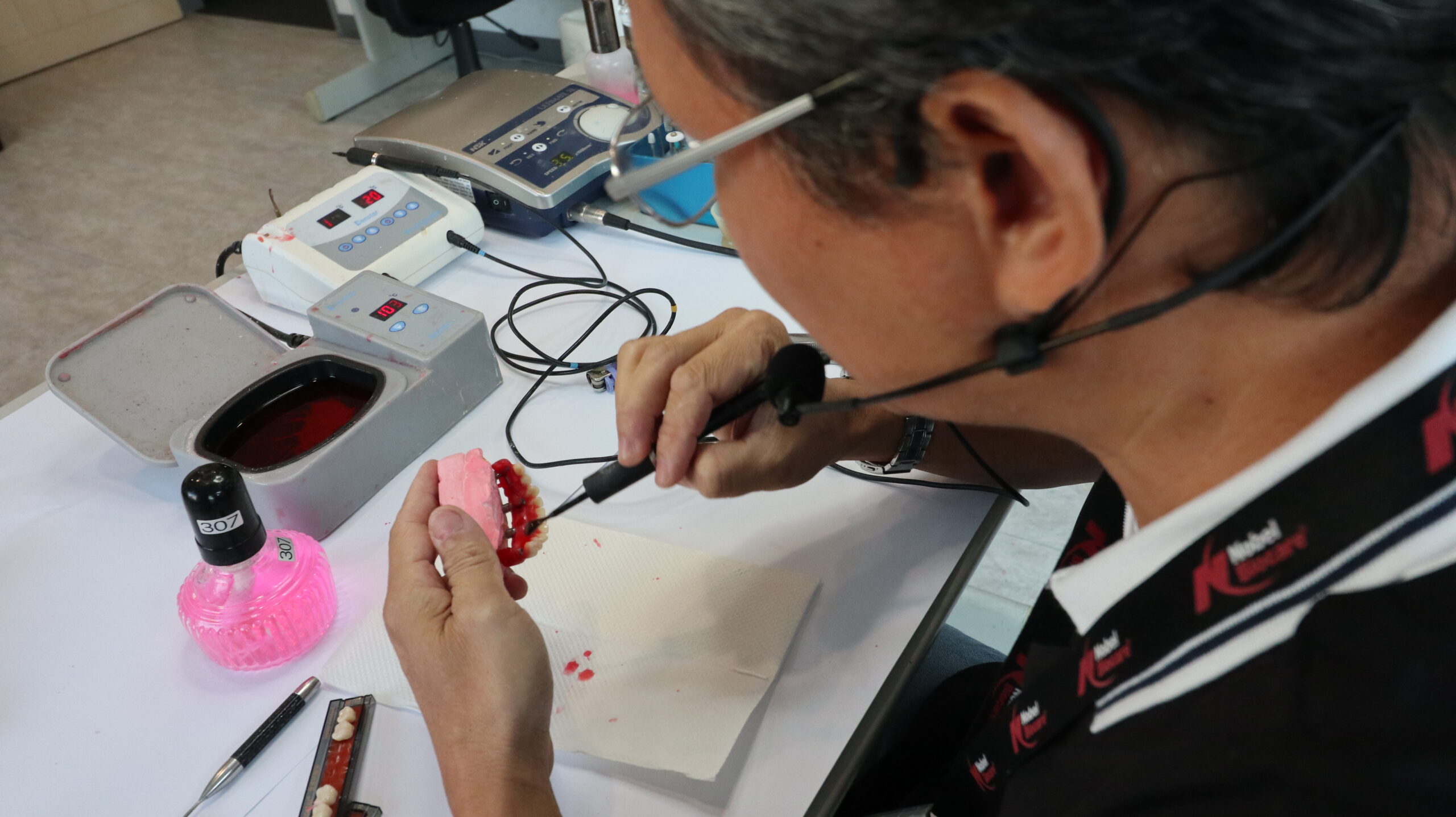 品御牙醫假牙技師製作 All-on-4 全口假牙